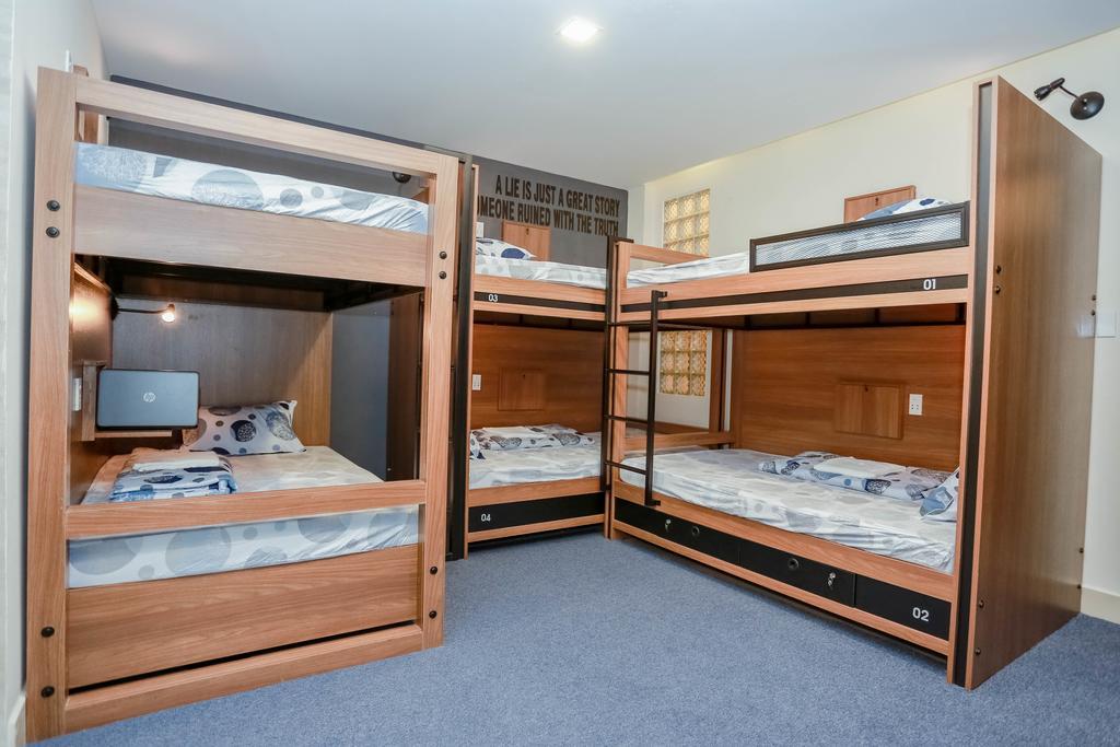 Barney'S Danang Backpackers Hostel Room photo