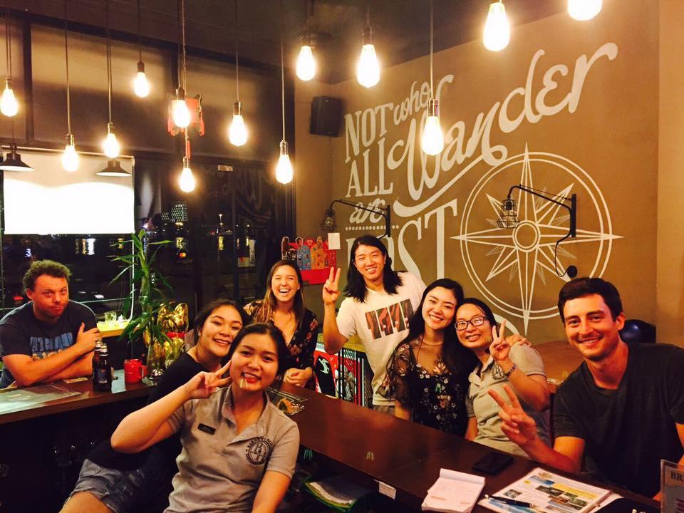 Barney'S Danang Backpackers Hostel Exterior photo